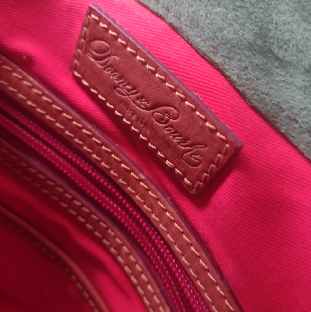 Dooney & Bourke - Picture 7 of 8